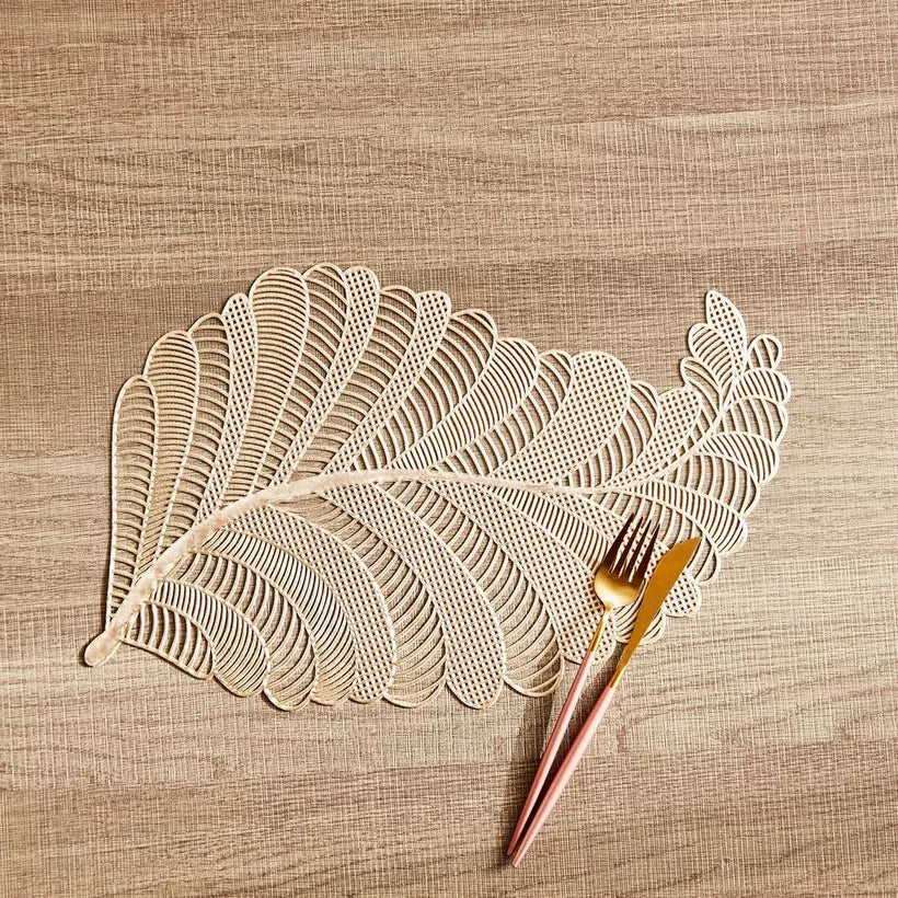 Elegant Leaf-Shaped Placemat - Champagne Gold (Set of 2)