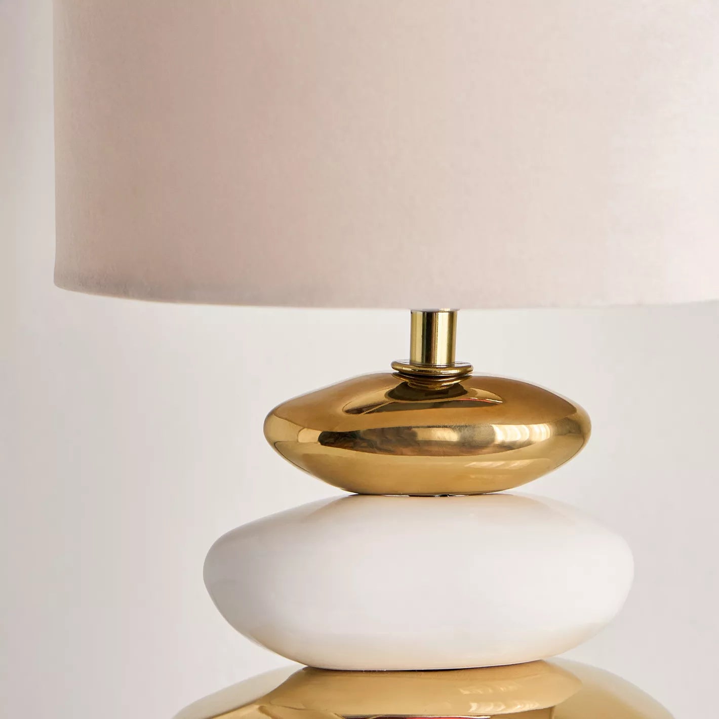 Chic White & Gold Stacked Pebble Ceramic Table Lamp with White Shade - 38 cm