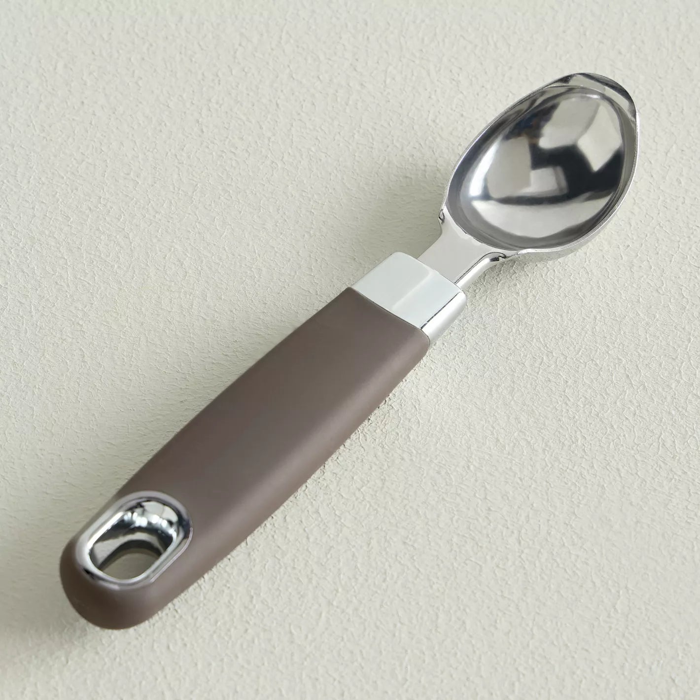 Premium Stainless Steel Ice Cream Scoop with Ergonomic Brown Handle