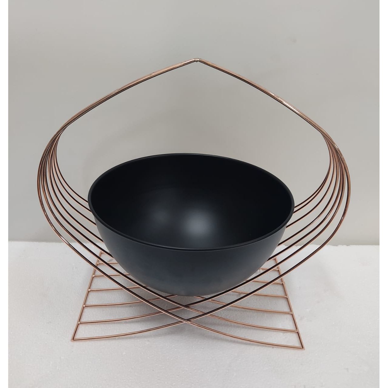 Modern Harmony: Black & Copper Wireframe Fruit Bowl