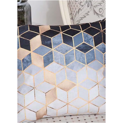 Opulent Cubism: Modern Geometric Gradient Cushion Cover
