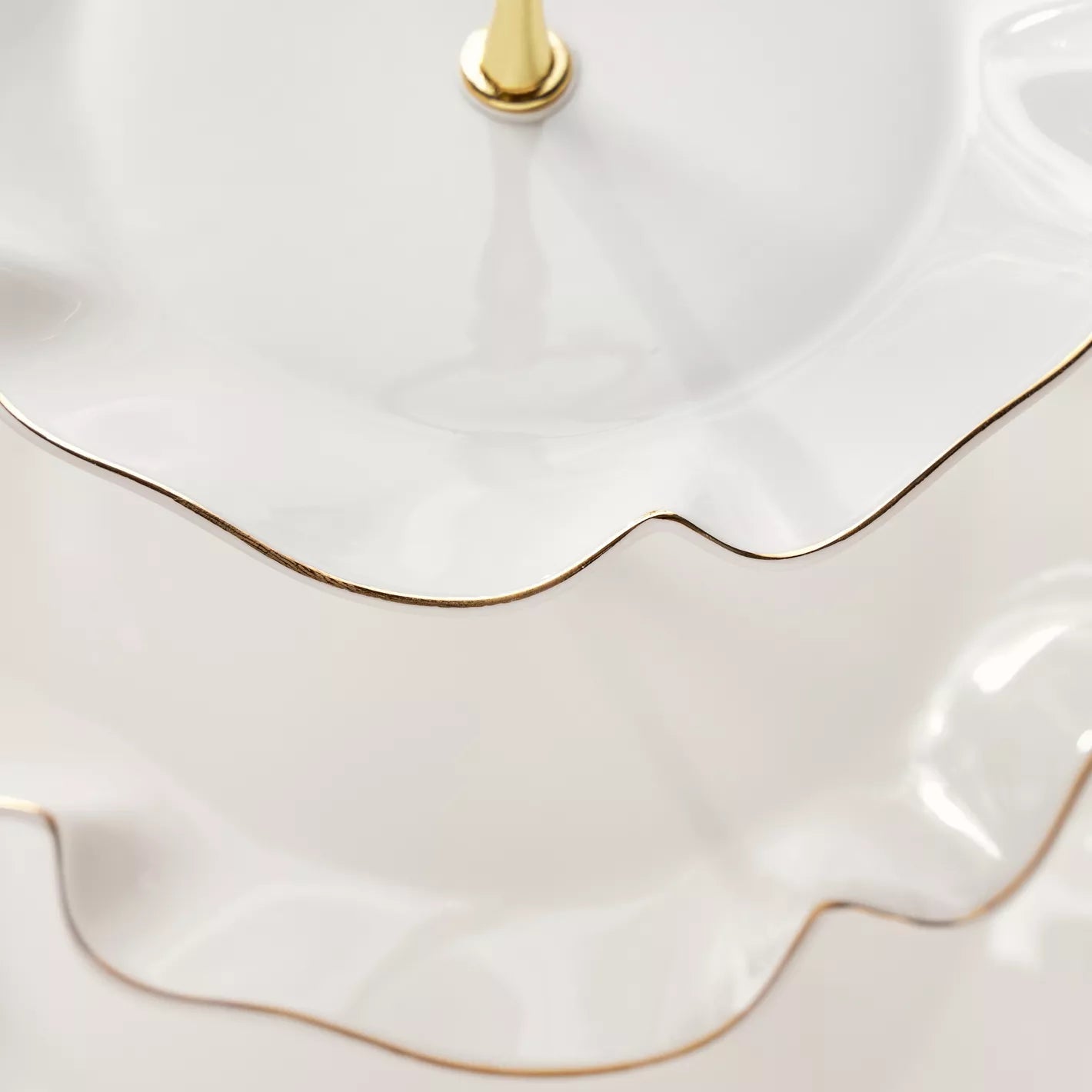 Chic 3-Tier Ruffled Porcelain Cupcake Stand – Gold Accented Dessert Server for Elegant Entertaining
