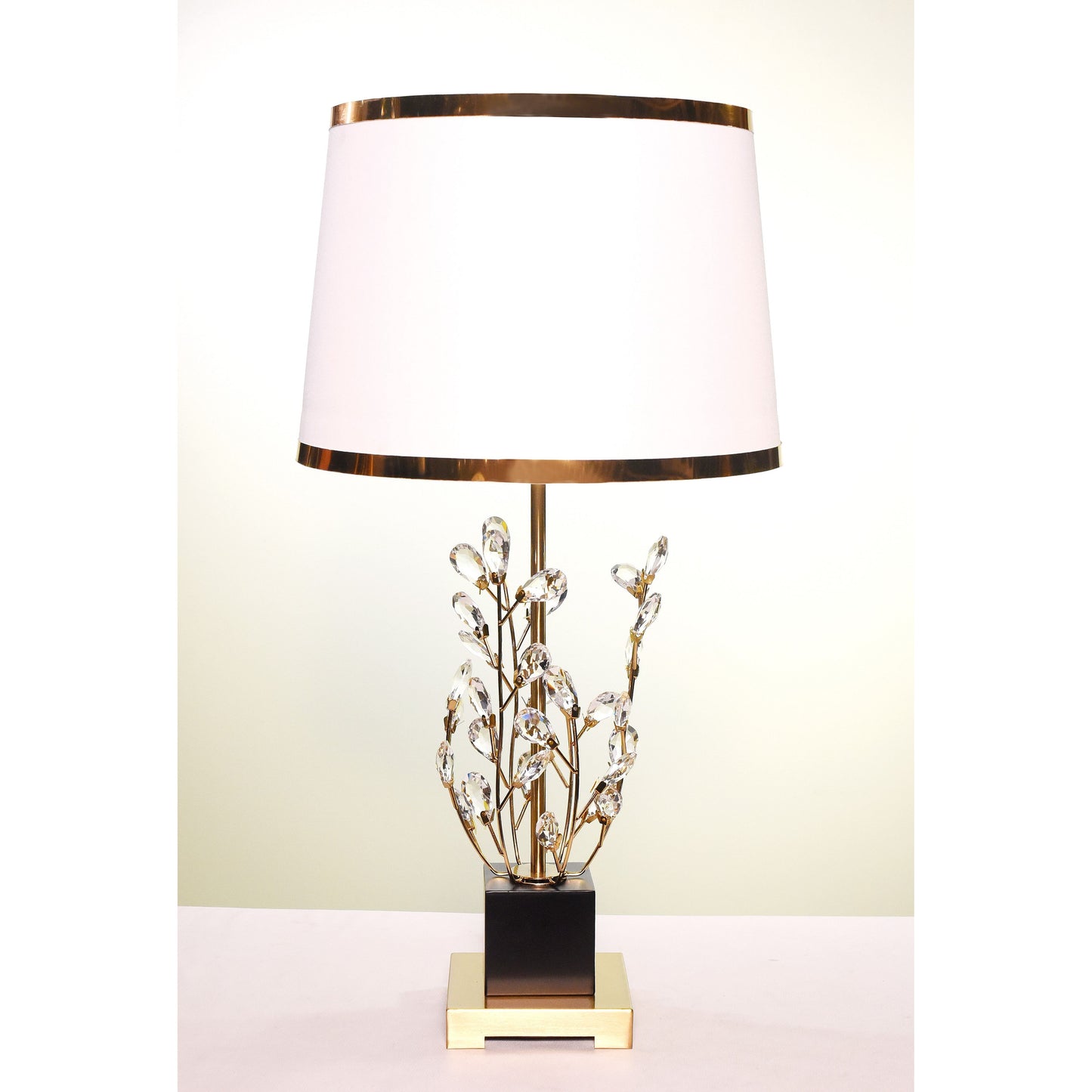 Luminous Botanical: Crystal-Adorned Table Lamp