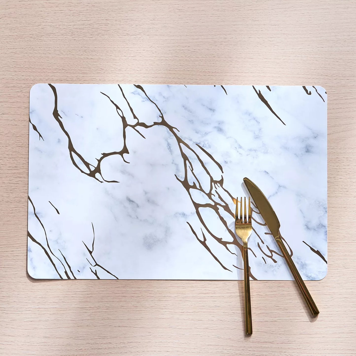 Modern Faux Marble Placemat in White and Gold (Set of 4)