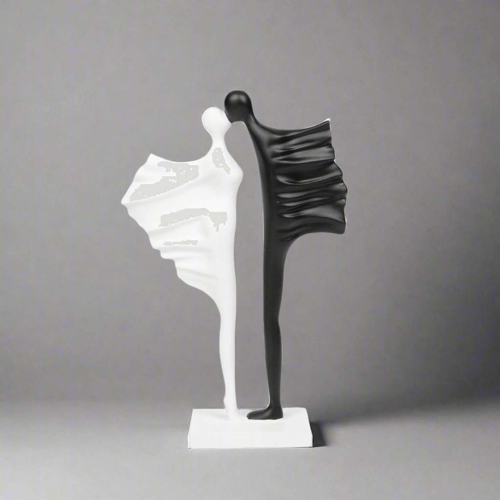 Eternal Embrace: Yin & Yang Sculpture