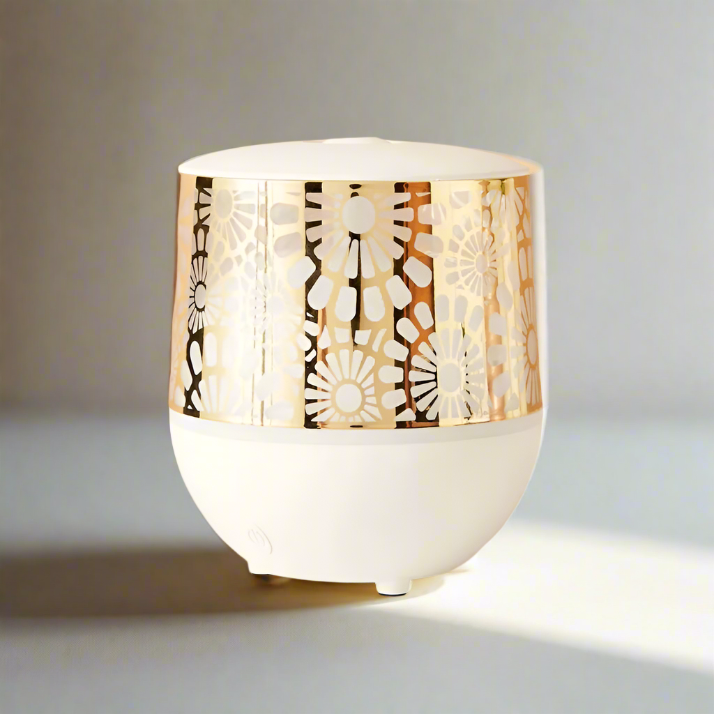 Elegant Floral Gold & White Ultrasonic Diffuser – Modern Aroma & Humidity for Home - 100 ml
