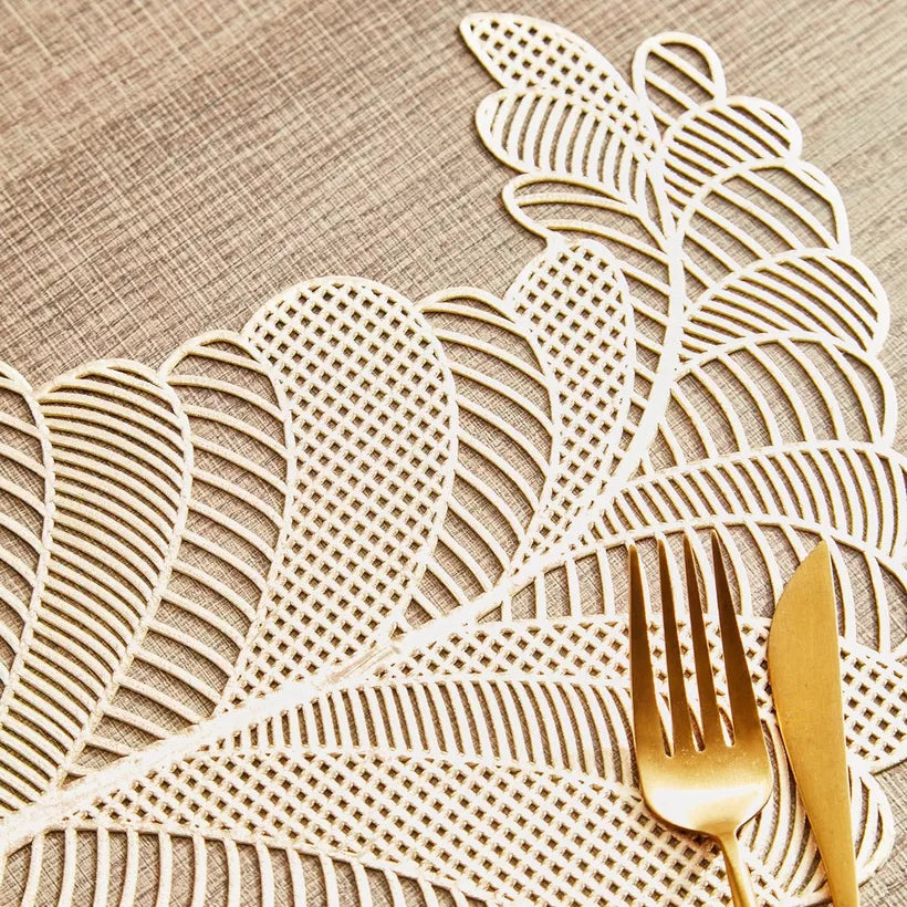 Elegant Leaf-Shaped Placemat - Champagne Gold (Set of 2)