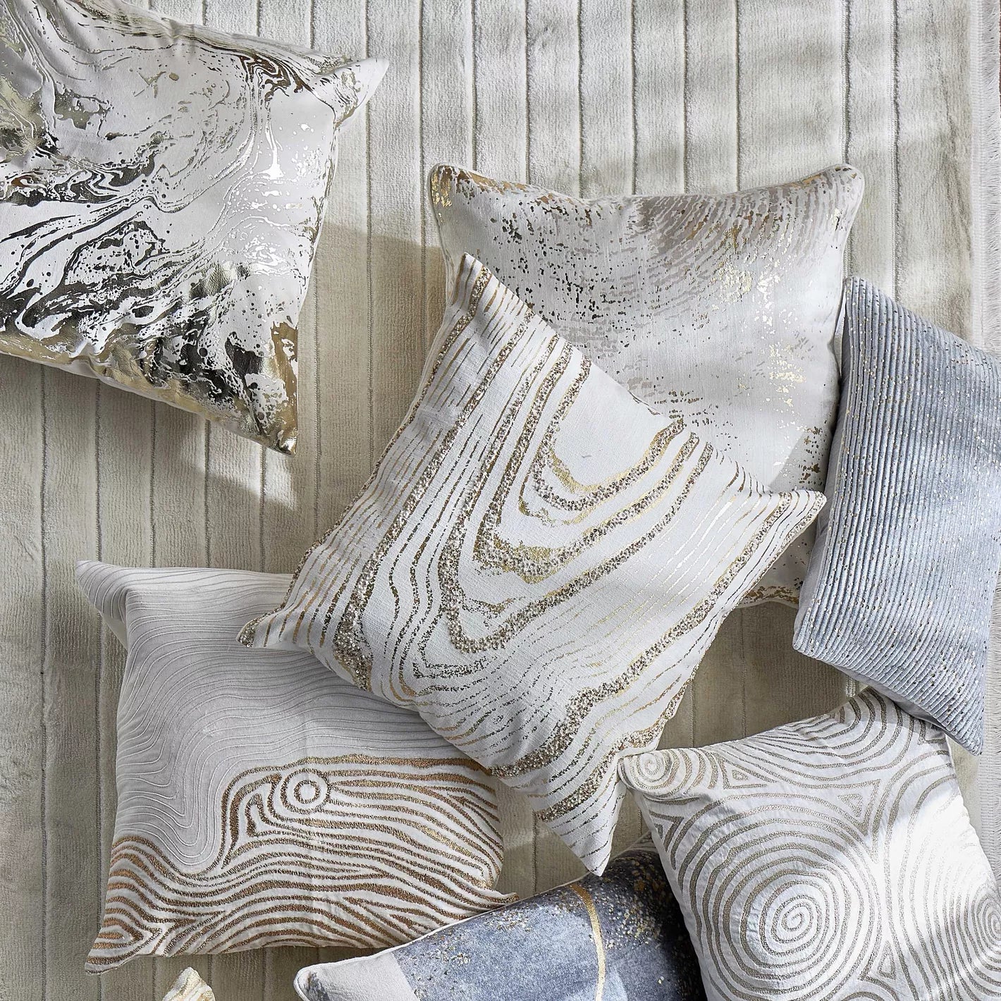 Modern Metallic Marble Decorative Cushion Cover